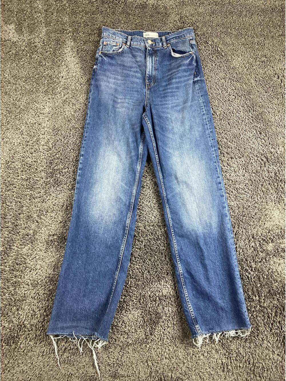 Zara Jeans Women's Blue The 90's Full Length Wide Leg Raw Hem Size 8